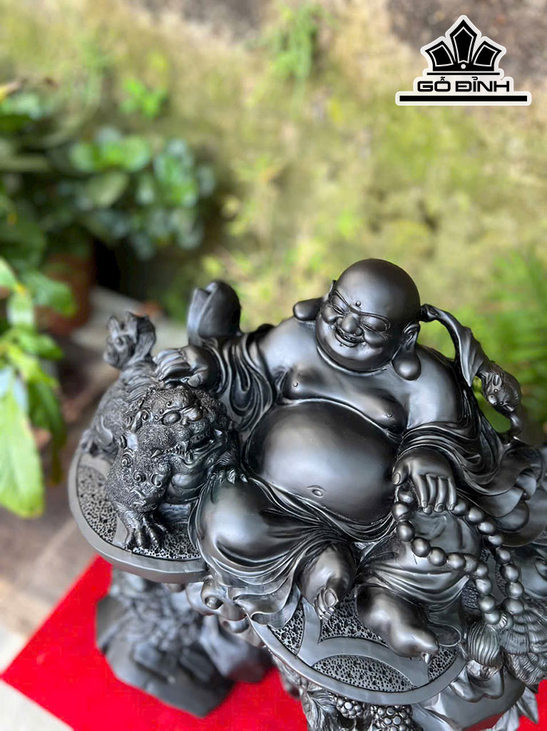 Tượng Phật Di Lặc Ngồi Chum Tiền Gỗ Mun Sừng Cao 40 Ngang 42 Sâu 30 (cm)