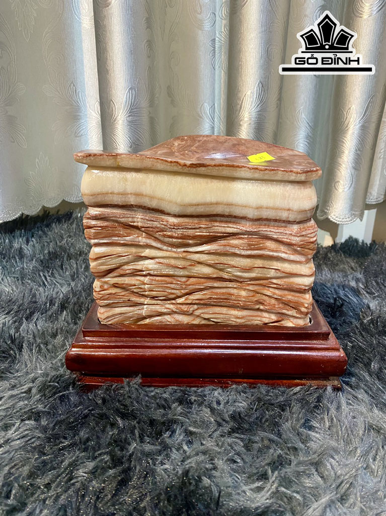 Tác Phẩm Đá Thịt Heo Đá Canxit Cao 20 Ngang 17 (cm) 3,83kg
