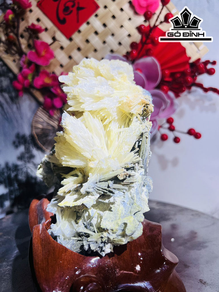 Bông Hoa Ưu Đàm Đá Trầm Tích Cao 20 Ngang 16 (cm) 1,7kg