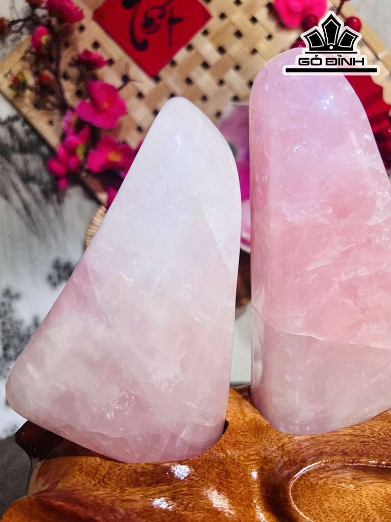 Cặp Đá Thạch Anh Hồng Cao 21,5 Ngang 17 (cm) 2,6kg