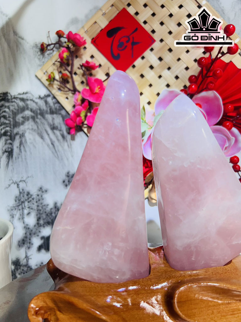 Cặp Đá Thạch Anh Hồng Cao 21,5 Ngang 17 (cm) 2,6kg