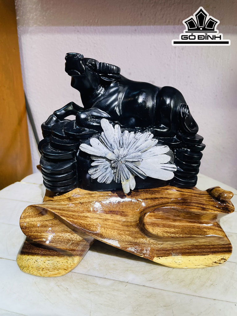 Tác Phẩm Cúc Hóa Thạch Cao 20 Ngang 18 (cm) 4kg