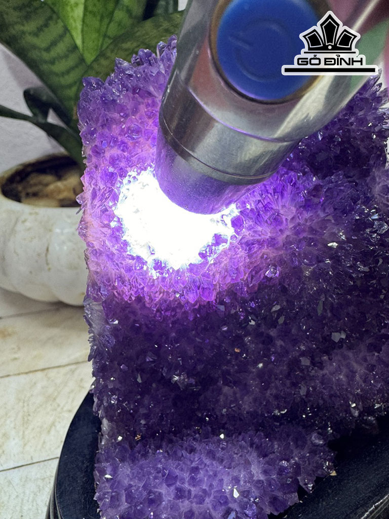 Tinh Thể Đá Thạch Anh Tím Cao 16 Ngang 9 (cm) 1kg