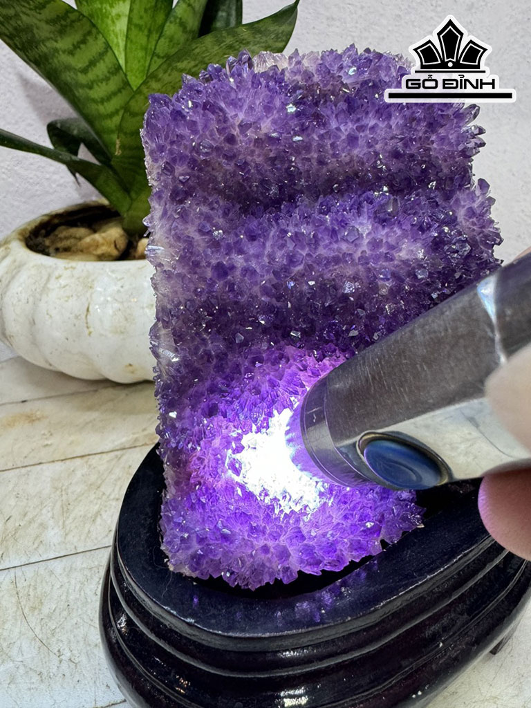 Tinh Thể Đá Thạch Anh Tím Cao 16 Ngang 9 (cm) 1kg