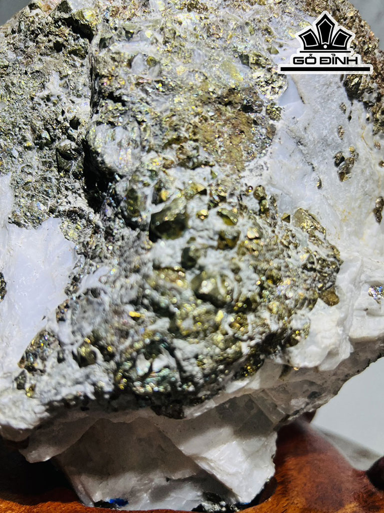 Vàng Găm Tinh Thể Đá Pyrite Cao 27 Ngang 22 (cm) 8,4kg