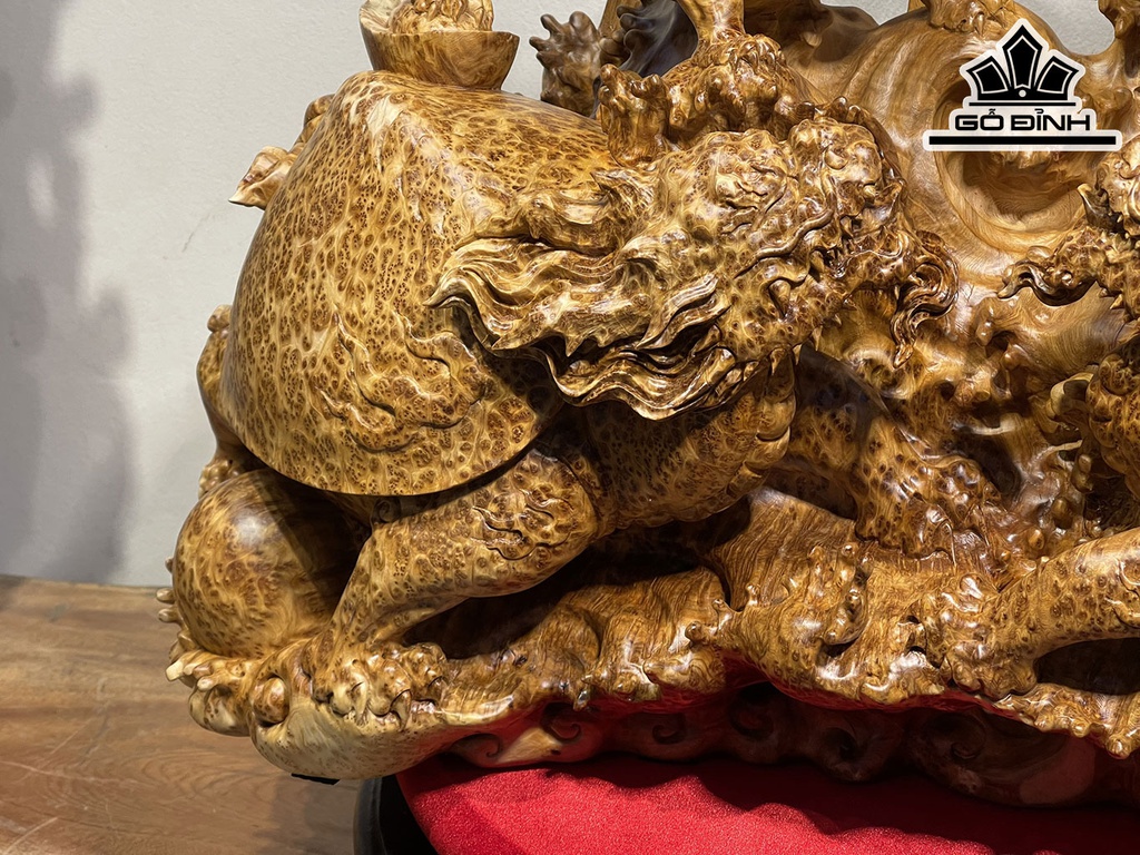 tuong-ngu-long-quy-go-nu-ngoc-am-cao-43-ngang-80-sau-32-cm-420992