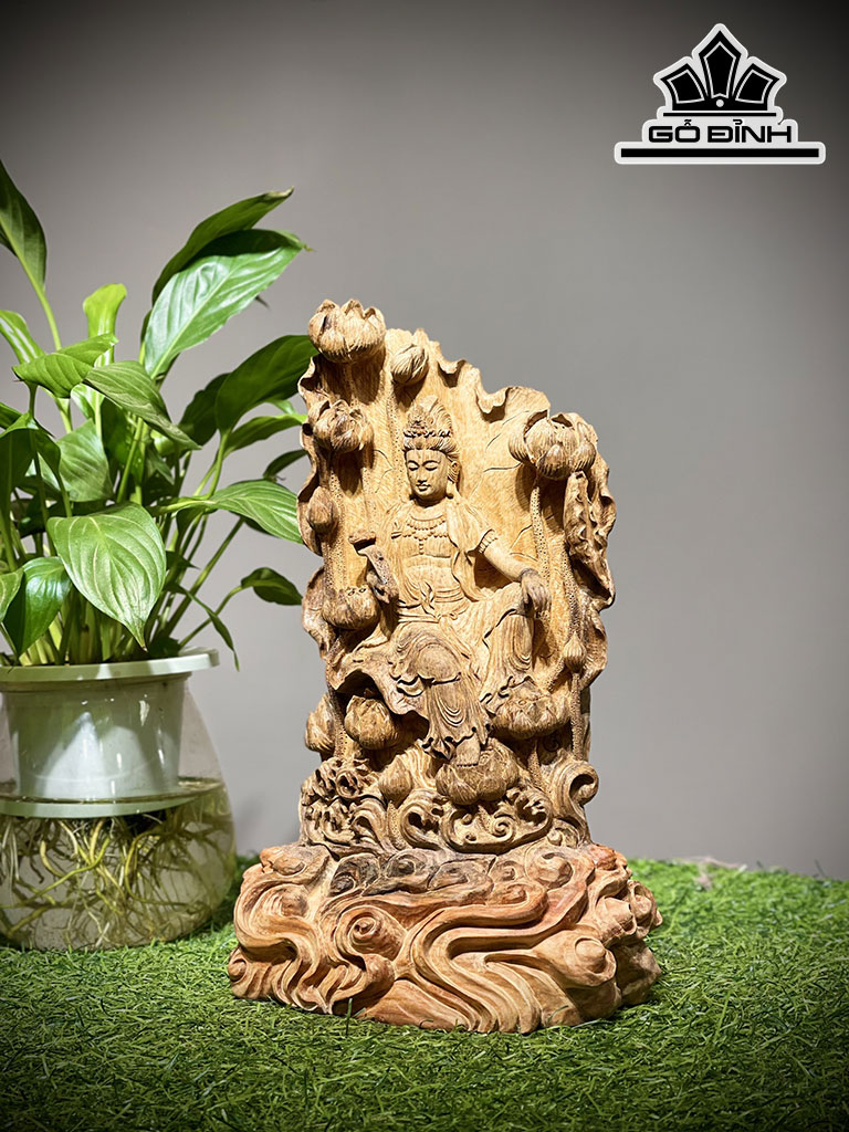 tuong-phat-ba-quan-the-am-bo-tat-go-sua-cao-21-ngang-135-sau-5-cm-421433