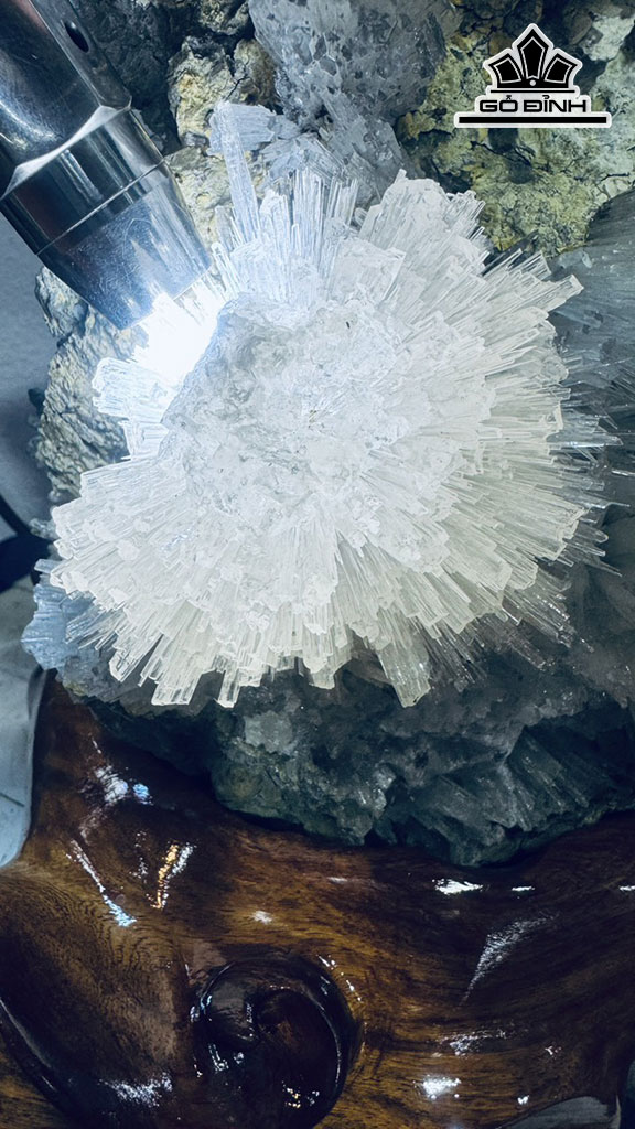 Bông Hoa Ưu Đàm Đá Trầm Tích Cao 35 Ngang 20 (cm) 10kg