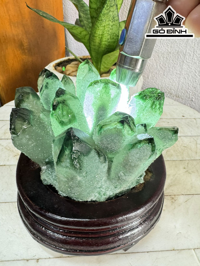 Bụi Tinh Thể Đá Thạch Anh Xanh Cao 14 Ngang 14 (cm) 1,5kg