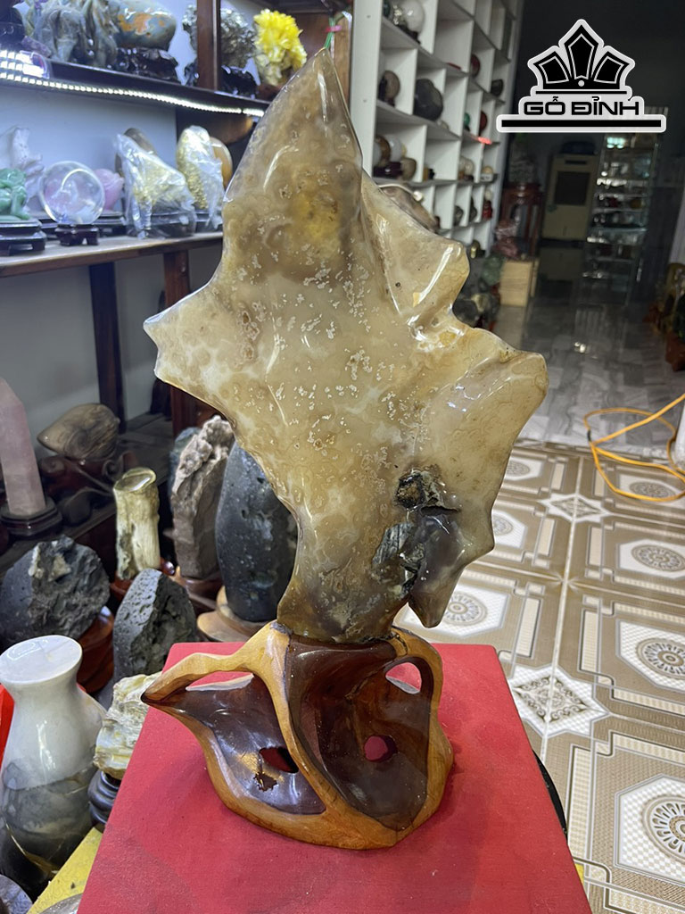 Tác Phẩm Đá Ngọc Can Thạch Cao 46 (cm) 2,9kg
