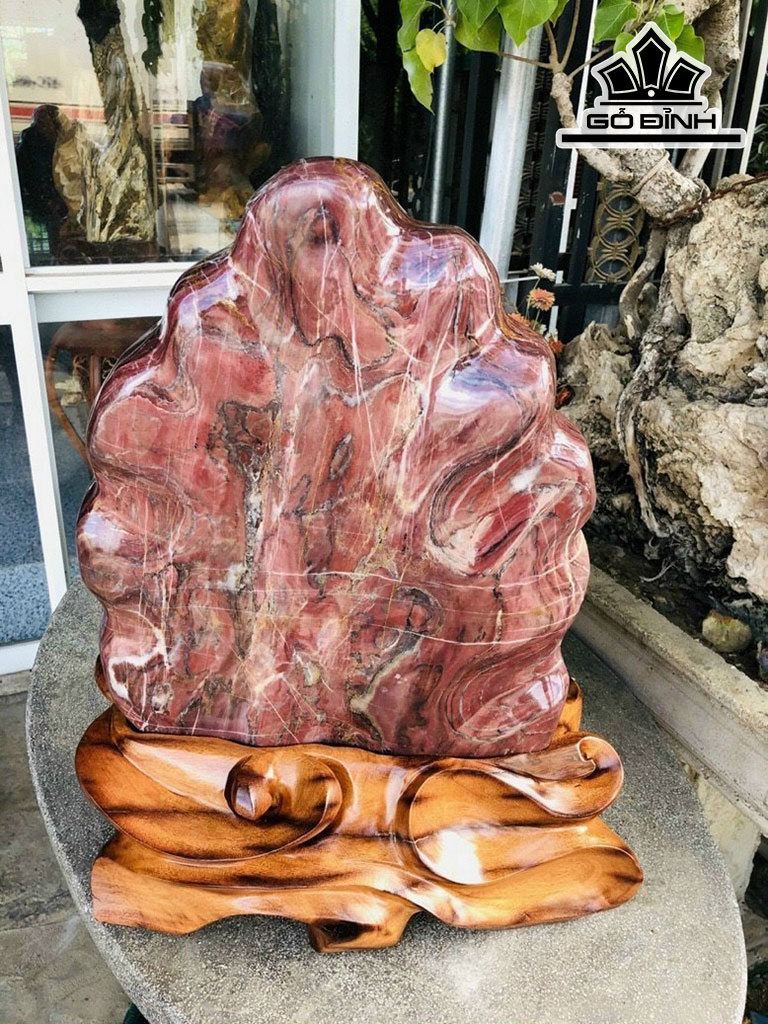Tác Phẩm Đá Serpentine Cao 62 Ngang 39 (cm) 44kg
