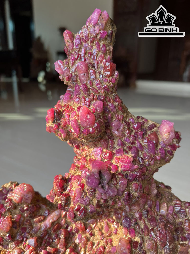 Tinh Thể Đá Ruby Cao 40 (cm) 4,4kg