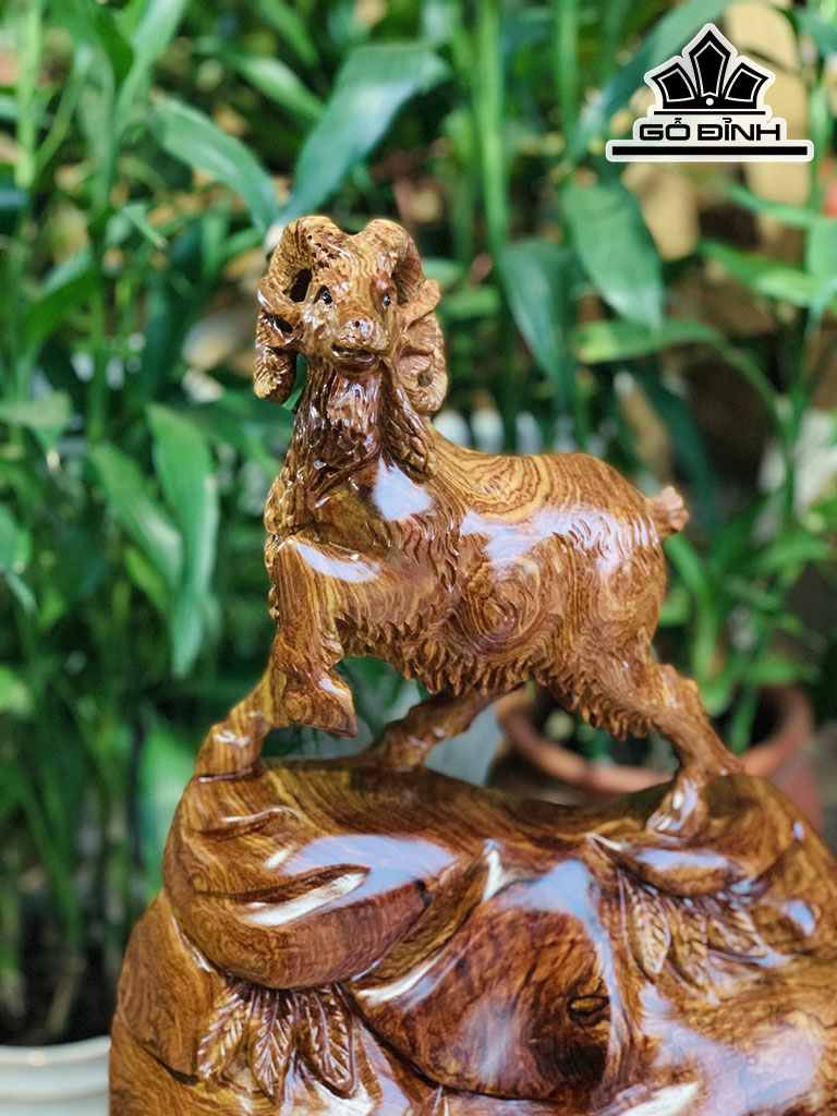 tuong-nhat-duong-dung-bao-tien-go-cam-cao-33-ngang-33-sau-16-cm-422314