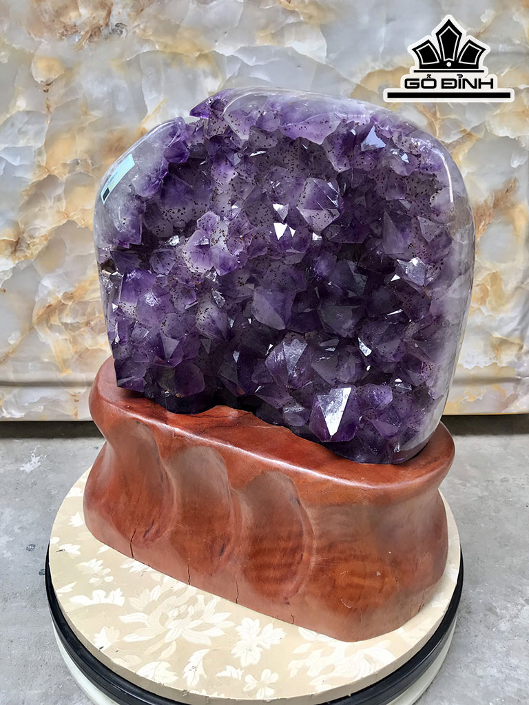 Khối Tinh Thể Đá Thạch Anh Tím Cao 37 Ngang 28 Sâu 15 (cm) 13,85kg