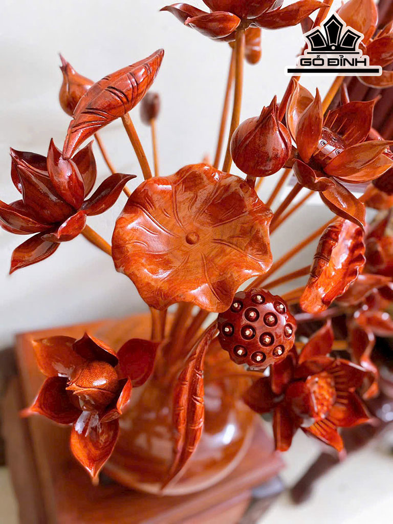 binh-hoa-sen-25-bong-go-huong-cao-89-ngang-65-sau-60-cm-422863