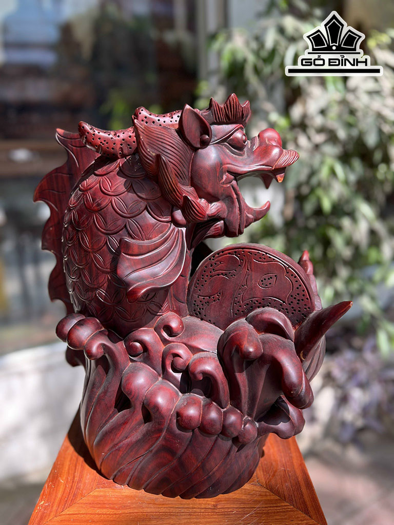 tuong-ca-chep-hoa-rong-go-muong-cao-40-ngang-30-sau-20-cm-423049
