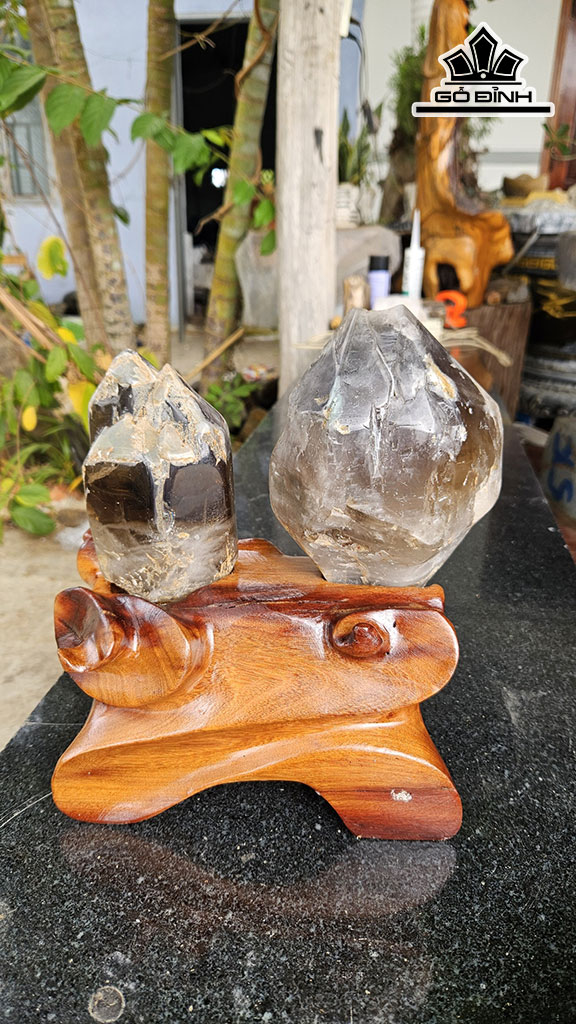 Tác Phẩm Cặp Đá Thạch Anh Khói ( Smoky Quartz ) Cao 26 Ngang 22 (cm) 4,5kg