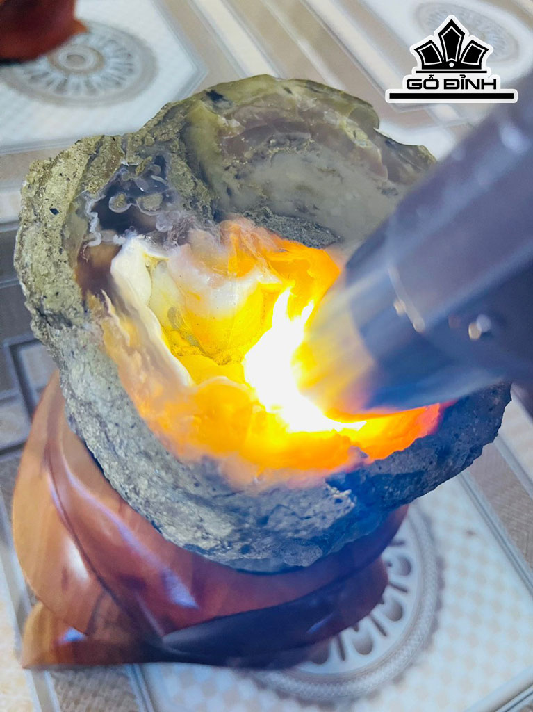 Tác Phẩm Gỗ Hóa Thạch Cao 19 (cm) 2,4kg
