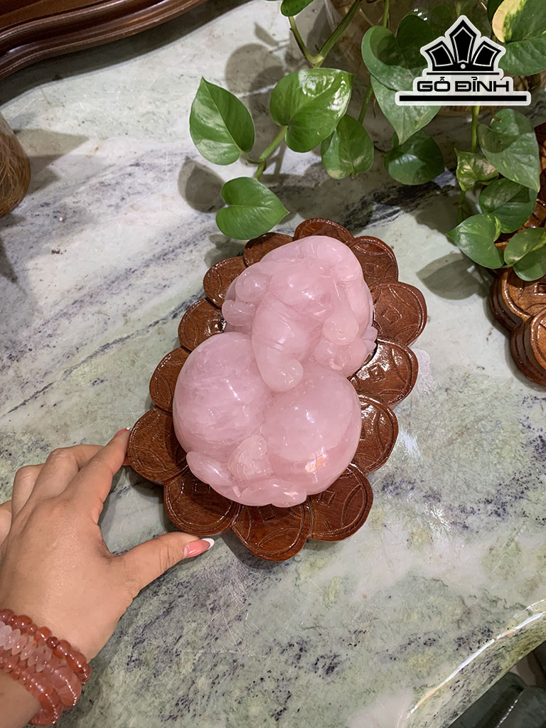 Tác Phẩm Tỳ Hưu Đá Thạch Anh Hồng Cao 11 Ngang 23 Sâu 25 (cm) 3,39kg