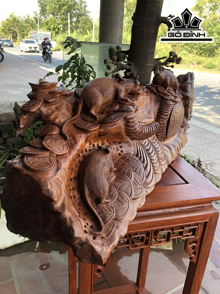 tuong-gia-dinh-chuot-go-huong-cao-24-ngang-72-sau-38-cm-423570