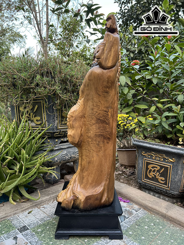 tuong-dat-ma-go-nu-doi-cao-68-ngang-28-sau-25-cm-423742