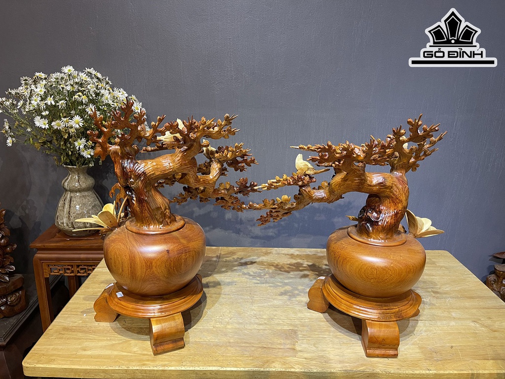 cap-binh-hoa-mai-go-huong-cao-55-ngang-52-sau-30-cm-423917