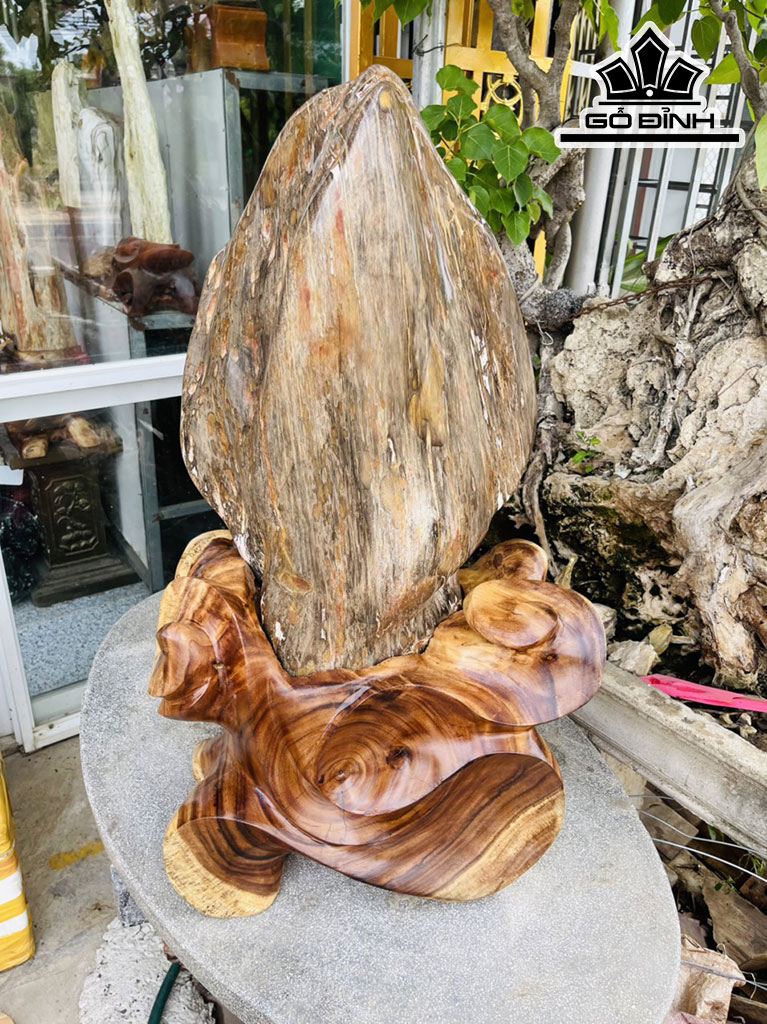 Tác Phẩm Gỗ Hóa Thạch Cao 86 (cm) 60kg