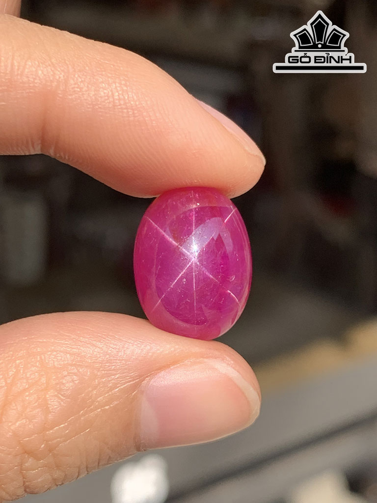 Viên Đá Ruby Sao Cao 16 Ngang 12 Sâu 7,6 (mm) 15,85cts