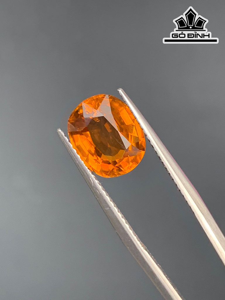 Viên Đá Tourmaline Vàng Cao 10,5 Ngang 8,5 Sâu 5,8 (mm) 3,53cts
