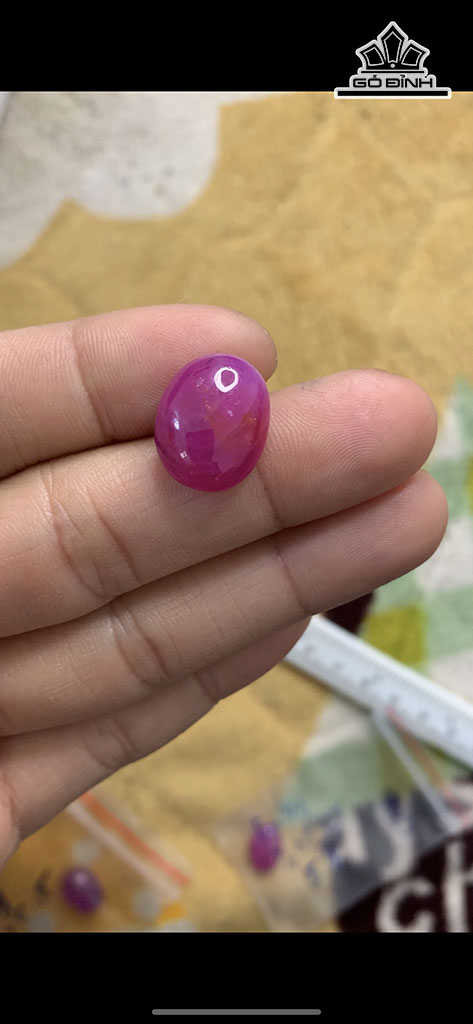 Viên Đá Ruby Cao 7,6 Ngang 12,8 Sâu 16 (mm) 16,05cts