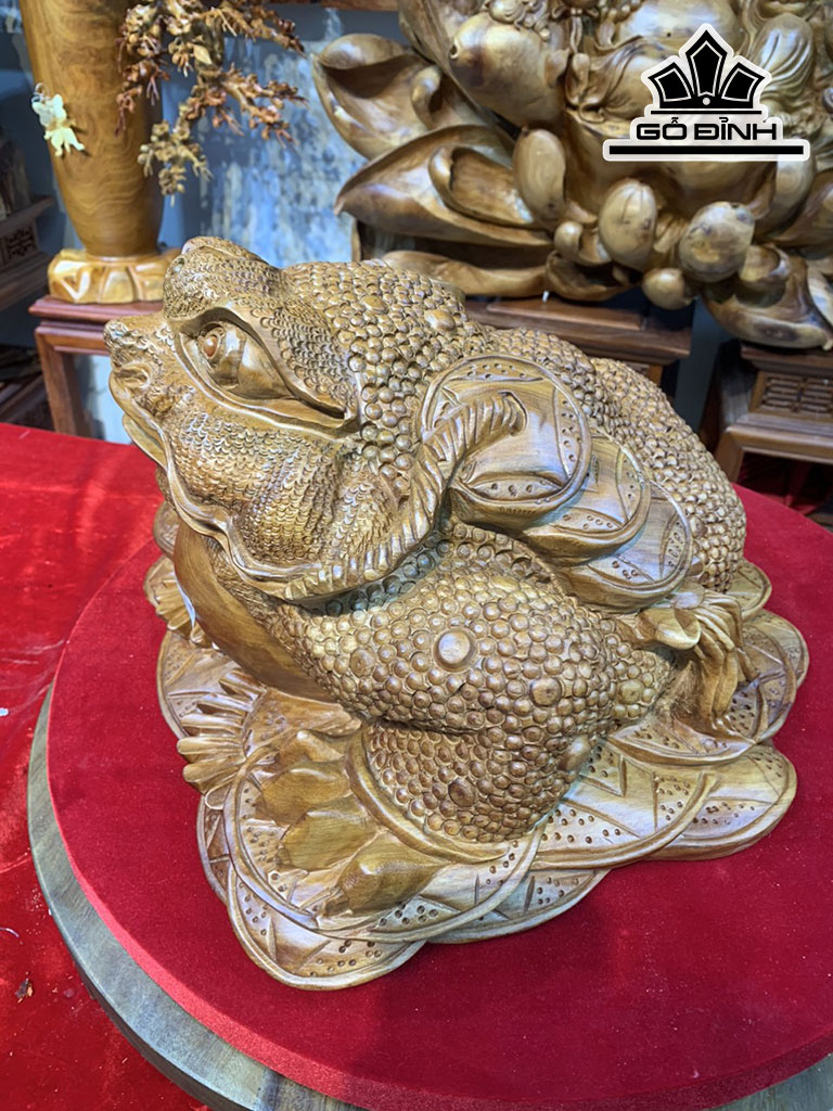 tuong-thiem-thu-go-ngoc-am-cao-42-ngang-38-sau-26-cm-424646