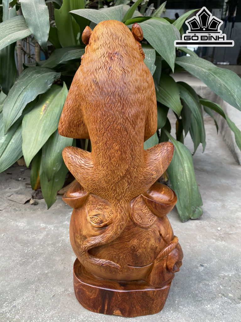 Tượng Khỉ Ngồi Bao Tiền Gỗ Hương Cao 46 Ngang 20 Sâu 16 (cm)