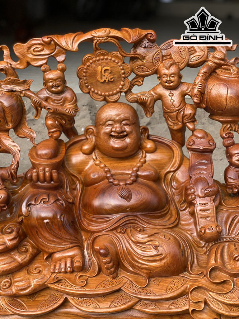 tuong-phat-di-lac-ngu-phuc-ngoi-tien-vang-go-huong-cao-46-ngang-64-sau-40-cm-424906
