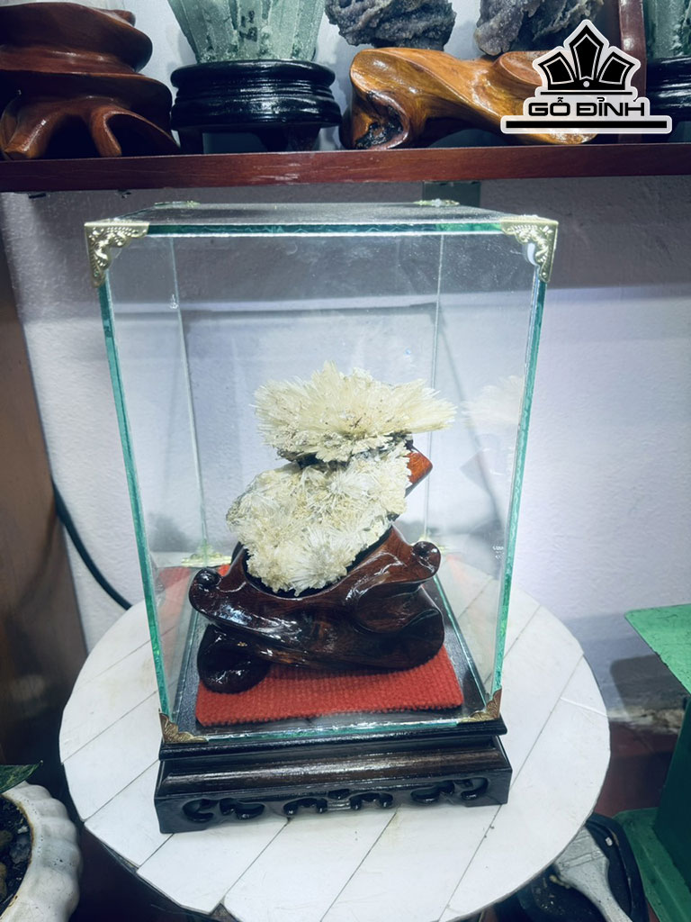 Bông Hoa Ưu Đàm Đá Trầm Tích Cao 33 Ngang 19 (cm) 4,5kg