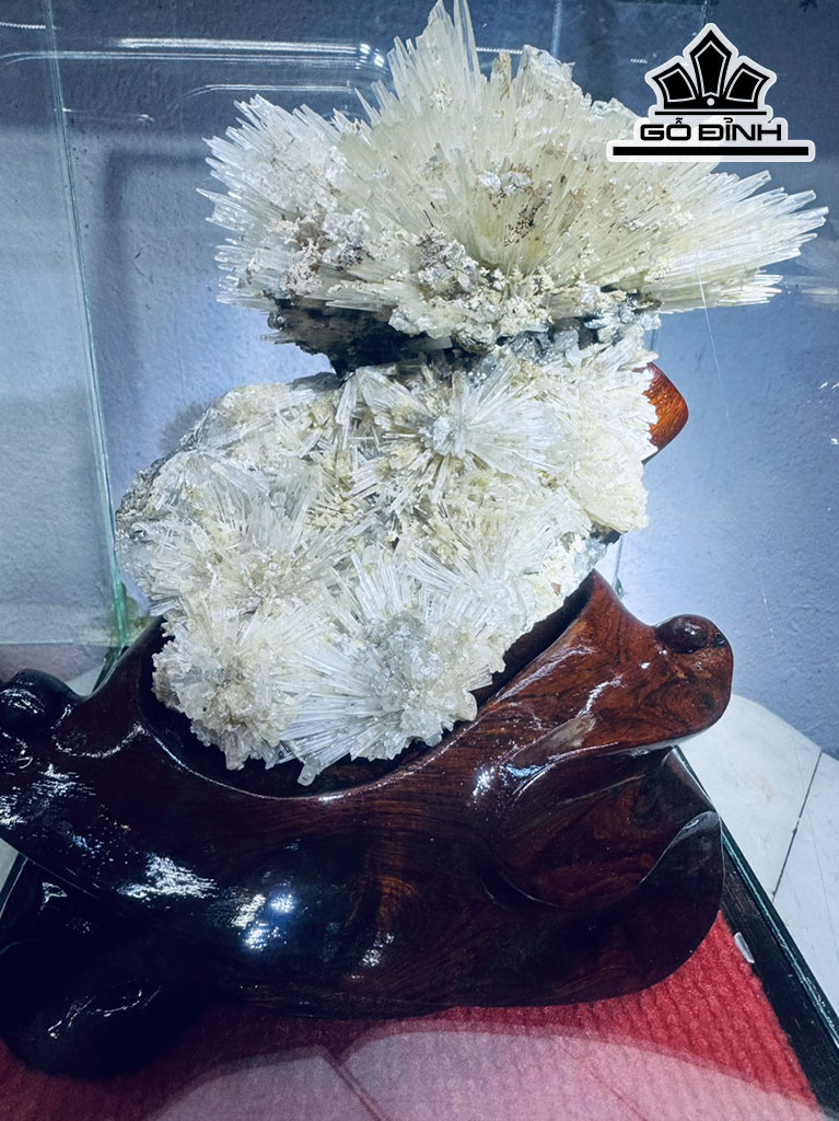 Bông Hoa Ưu Đàm Đá Trầm Tích Cao 33 Ngang 19 (cm) 4,5kg