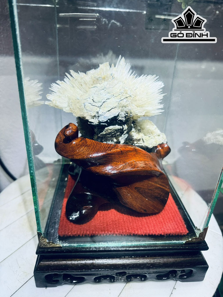 Bông Hoa Ưu Đàm Đá Trầm Tích Cao 33 Ngang 19 (cm) 4,5kg