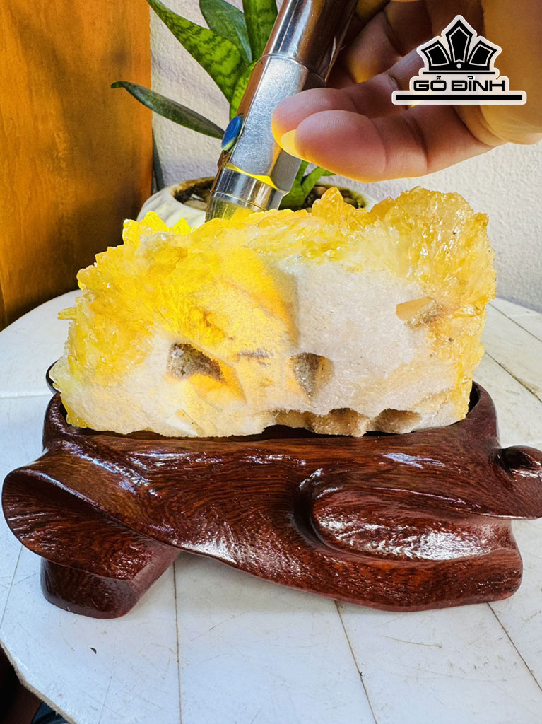 Tinh Thể Đá Thạch Anh Vàng Cao 14 Ngang 12 (cm) 1,2kg