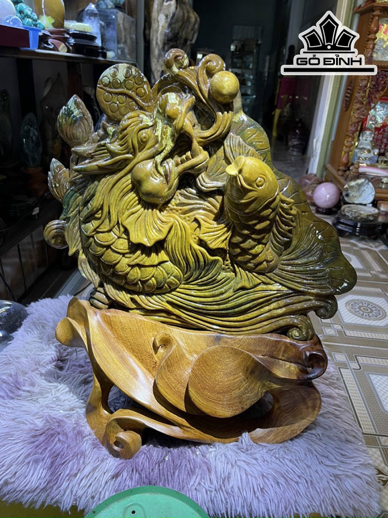 Tác Phẩm Cá Chép Hóa Rồng Đá Canxedon Cao 48 Ngang 41 (cm) 16,2kg