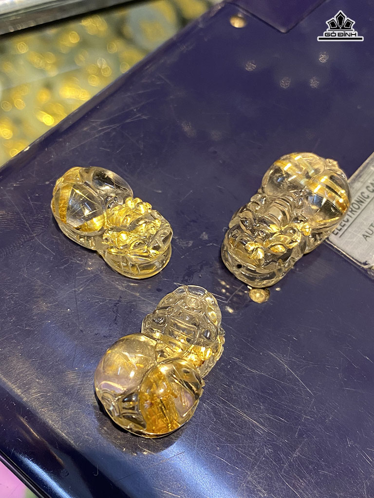 Mặt Dây Chuyền Tỳ Hưu Đá Thạch Anh Tóc Vàng