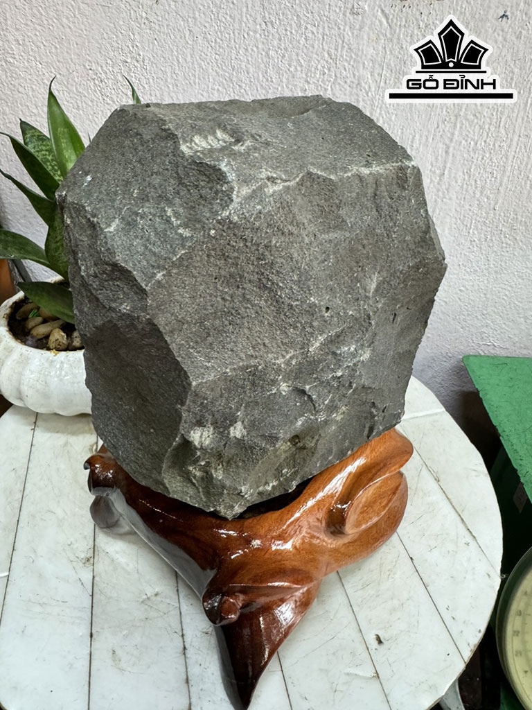 Bông Hoa Ưu Đàm Đá Trầm Tích Cao 26 Ngang 17 (cm) 6,5kg