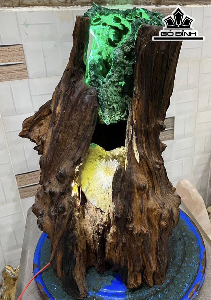 Hốc Đá Malachite Cao 35 (cm) 6,4kg