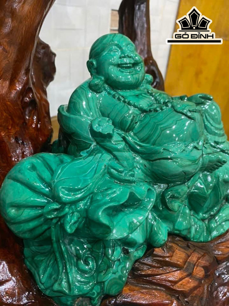 Tác Phẩm Di Lặc Đá Malachite Cao 59 Ngang 45 (cm) 17kg