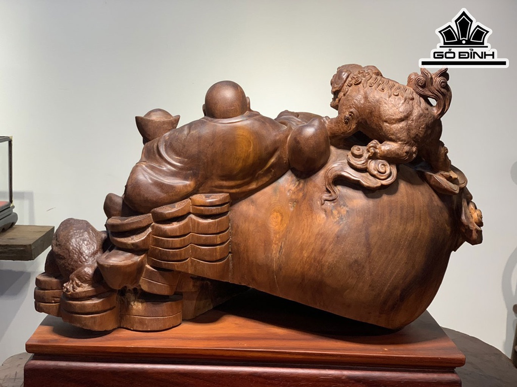 tuong-phat-di-lac-go-nu-huong-cao-33-ngang-50-sau-30-cm-426191