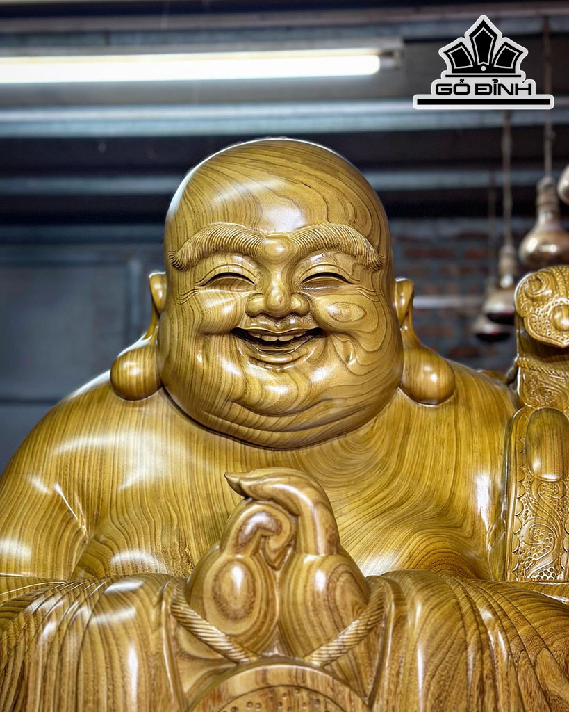tuong-phat-di-lac-chuc-phuc-go-cam-vang-cao-200-ngang-62-sau-65-cm-426330