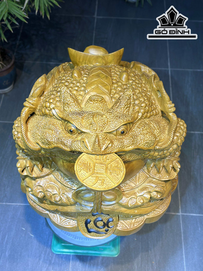 tuong-thiem-thu-go-cam-vang-cao-37-ngang-45-sau-42-cm-426420