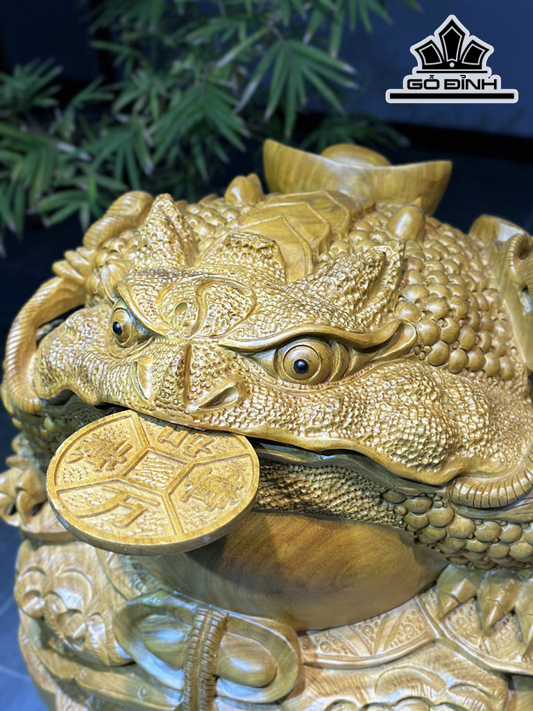 tuong-thiem-thu-go-cam-vang-cao-37-ngang-45-sau-42-cm-426421