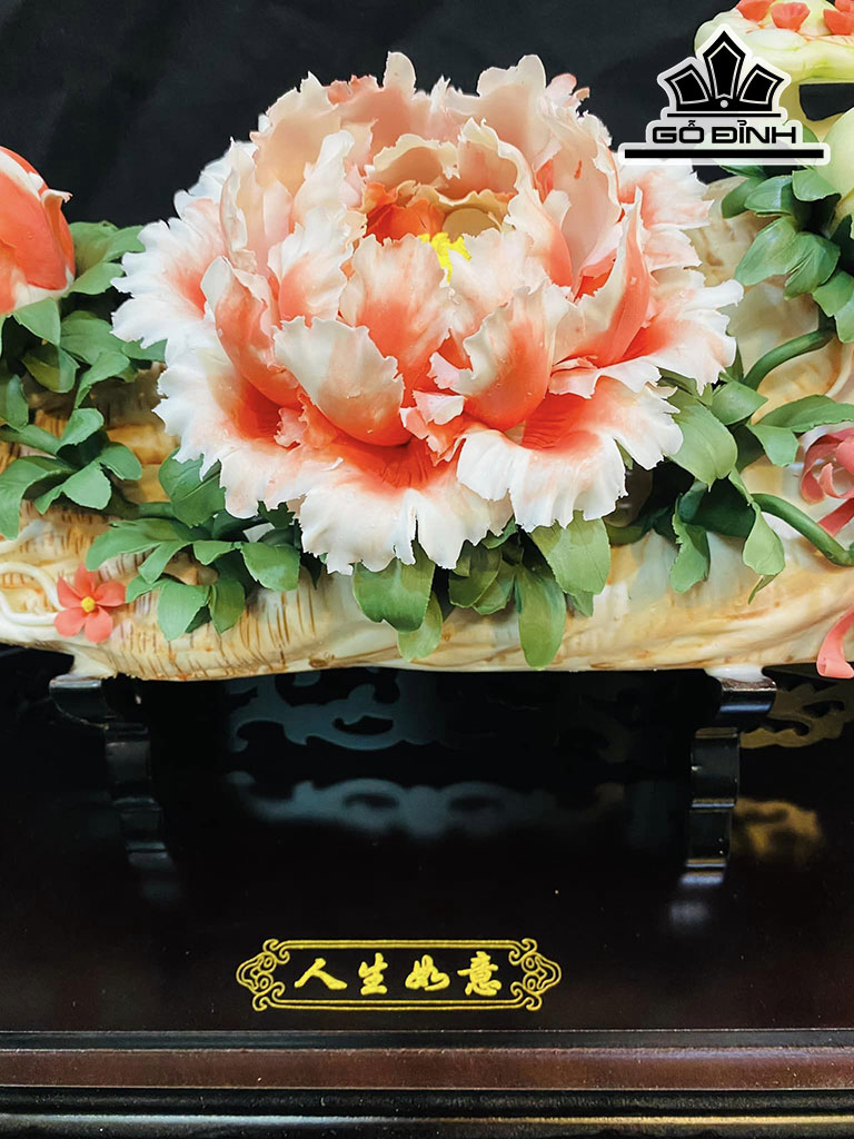 Tác Phẩm Nhân Sâm Gốm Tàu Cao 32 Ngang 60 (cm)