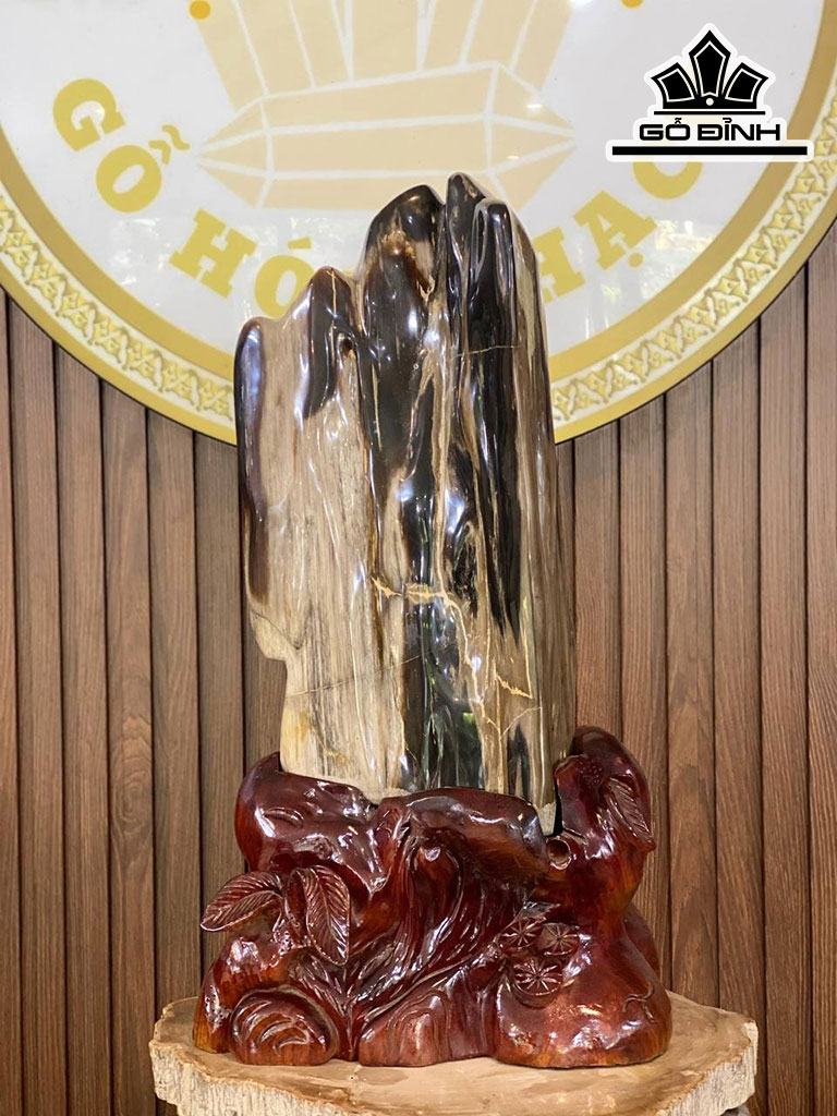 Tác Phẩm Gỗ Hóa Thạch Cao 60 Ngang 35 (cm) 21,7kg