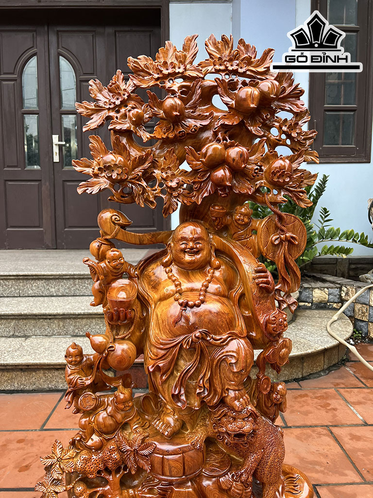 tuong-phat-di-lac-ngu-phuc-dung-goc-dao-go-huong-cao-123-ngang-57-sau-30-cm-426846