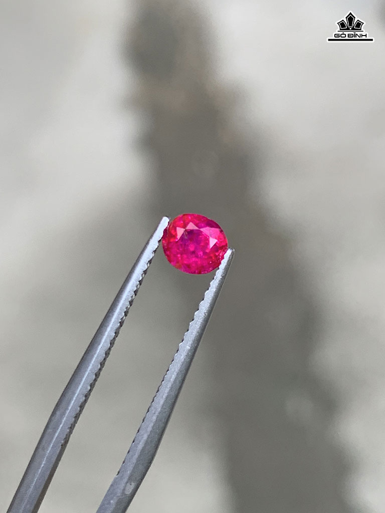 Viên Đá Ruby Cao 4,6 Ngang 4,1 Sâu 3 (mm) 0,51cts